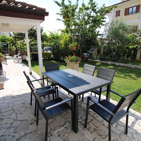 Apartment Sunny Garden Porec Esterno foto
