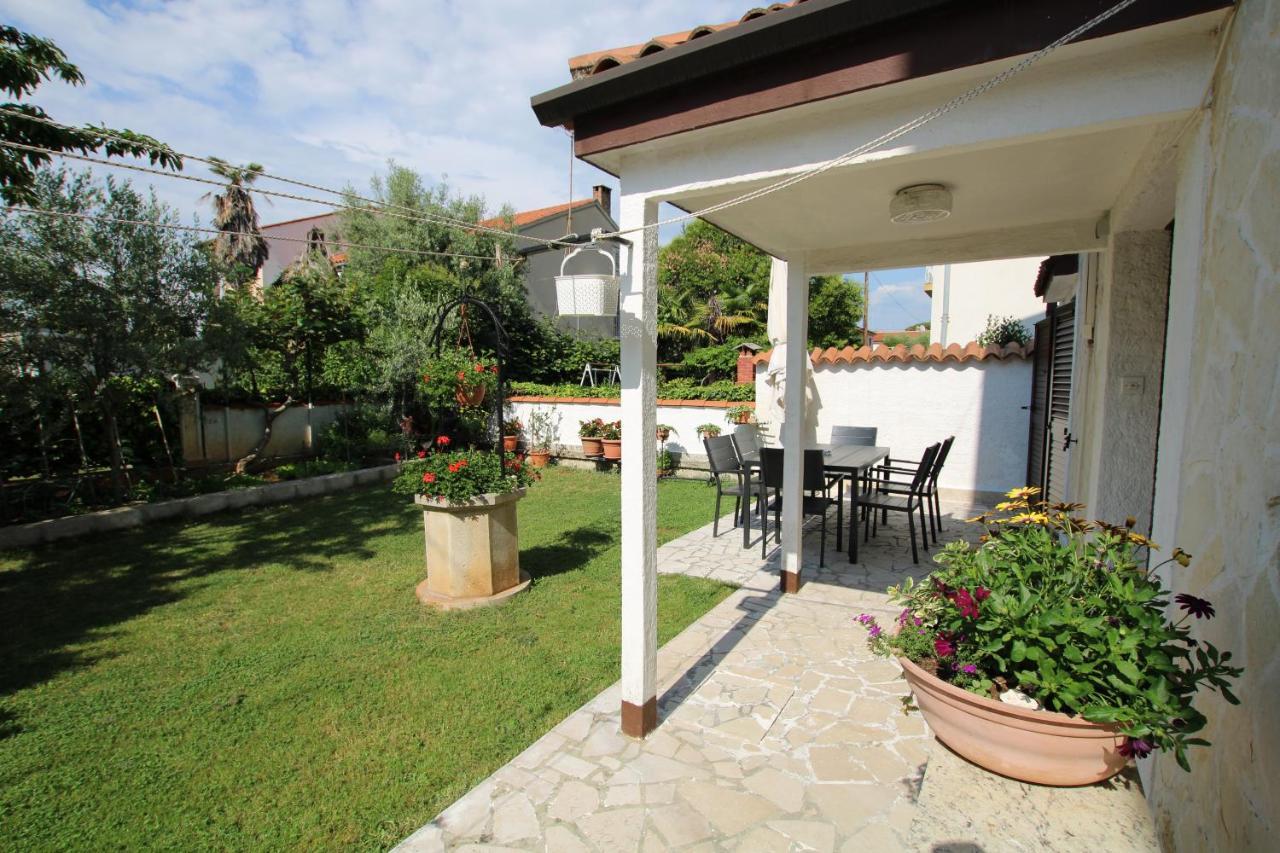Apartment Sunny Garden Porec Esterno foto